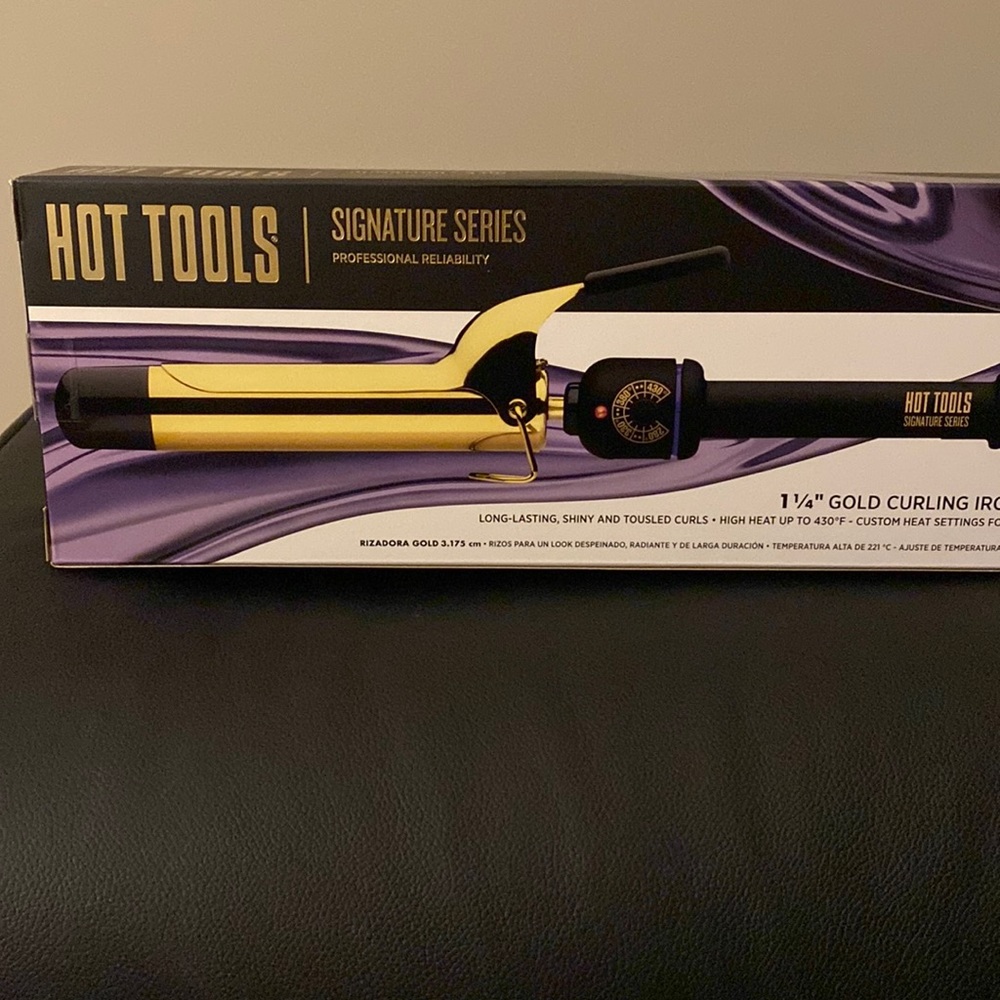 Hot tools  1 1/4  Gold Curling Iron